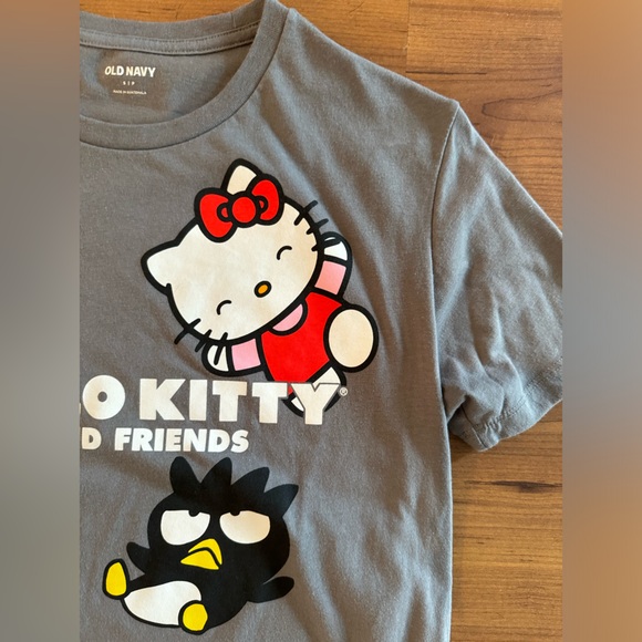 hello kitty tshirt - Picture 2 of 3